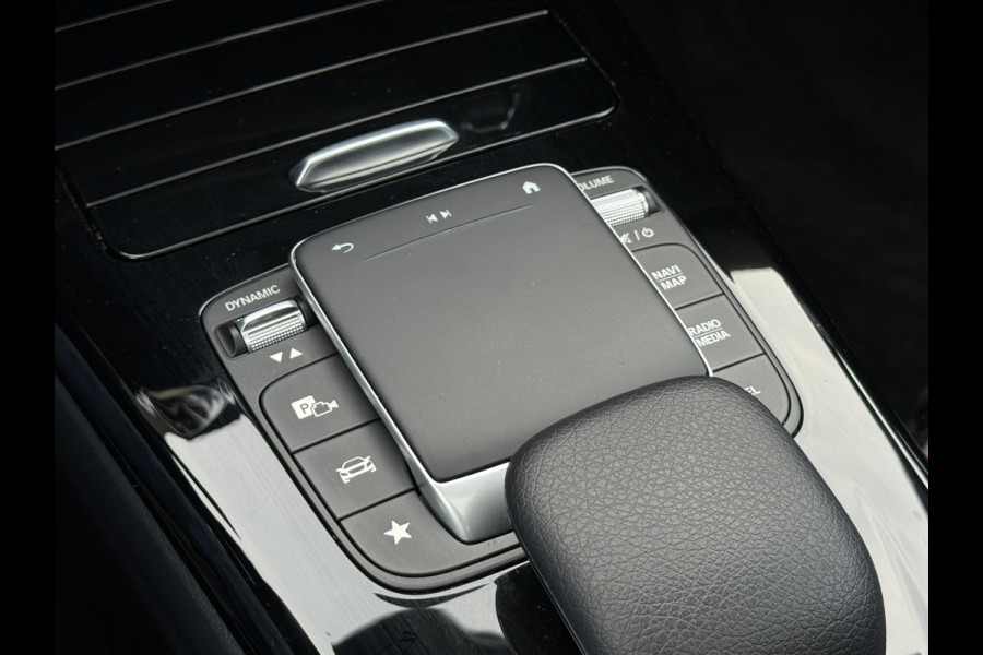 Mercedes-Benz CLA-Klasse Shooting Brake 250 e Business Solution AMG | Pano | Trekhaak | Memory | Camera | ACC | LED