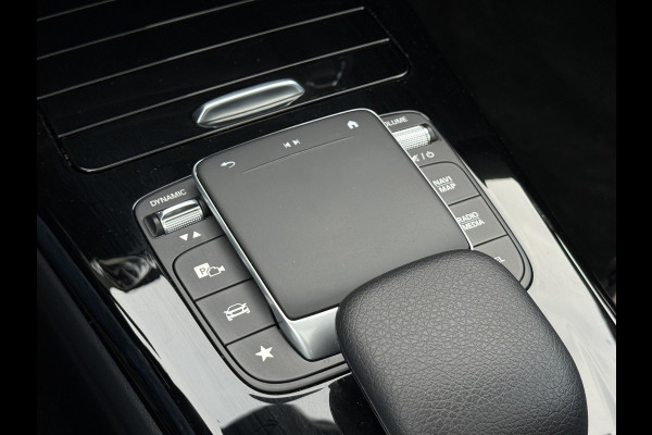 Mercedes-Benz CLA-Klasse Shooting Brake 250 e Business Solution AMG | Pano | Trekhaak | Memory | Camera | ACC | LED
