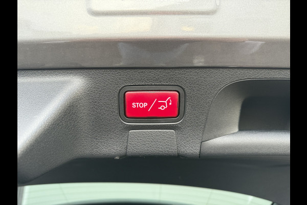 Mercedes-Benz CLA-Klasse Shooting Brake 250 e Business Solution AMG | Pano | Trekhaak | Memory | Camera | ACC | LED