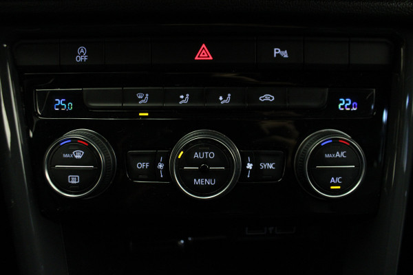 Volkswagen T-Roc 1.5 TSI Sport |R-Line||Camera|Navi|