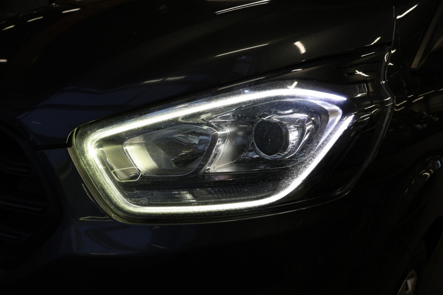 Ford Transit Custom 300 2.0 TDCI L2H1 DC | Dubbel Cabine | 5-Zitter | Stoelverwarming | DAB | PDC V+A | Cruise control | Trekhaak | MF Stuur | Airco | Nieuwe APK | NAP Logisch | Motorrevisie | Nieuwe distributiriem | Euro 6