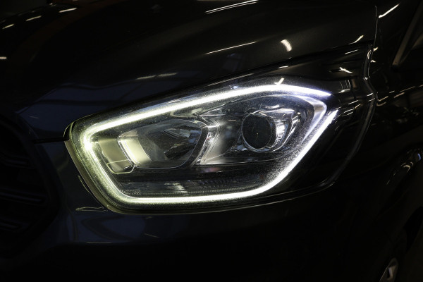 Ford Transit Custom 300 2.0 TDCI L2H1 DC | Dubbel Cabine | 5-Zitter | Stoelverwarming | DAB | PDC V+A | Cruise control | Trekhaak | MF Stuur | Airco | Nieuwe APK | NAP Logisch | Motorrevisie | Nieuwe distributiriem | Euro 6