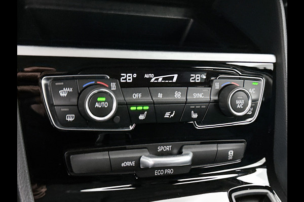 BMW 2 Serie Active Tourer 225xe iPerformance | AchterCAM | StoelverW | CruiseC | Goed onderH |