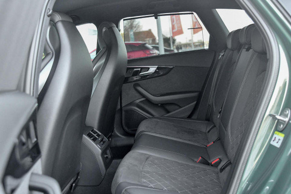 Audi A4 Avant 40 TFSI S edition Competition. RS stoelen, Massage, B&O, Camera, Sfeer, Matrix, 19''!