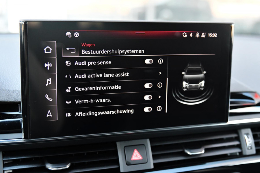 Audi A4 Avant 40 TFSI S edition Competition. RS stoelen, Massage, B&O, Camera, Sfeer, Matrix, 19''!