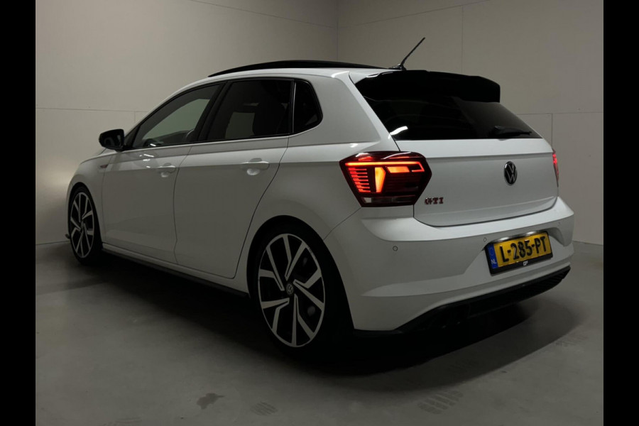 Volkswagen Polo 2.0 TSI GTI Pano DSG Virtual Beats Camera Carplay