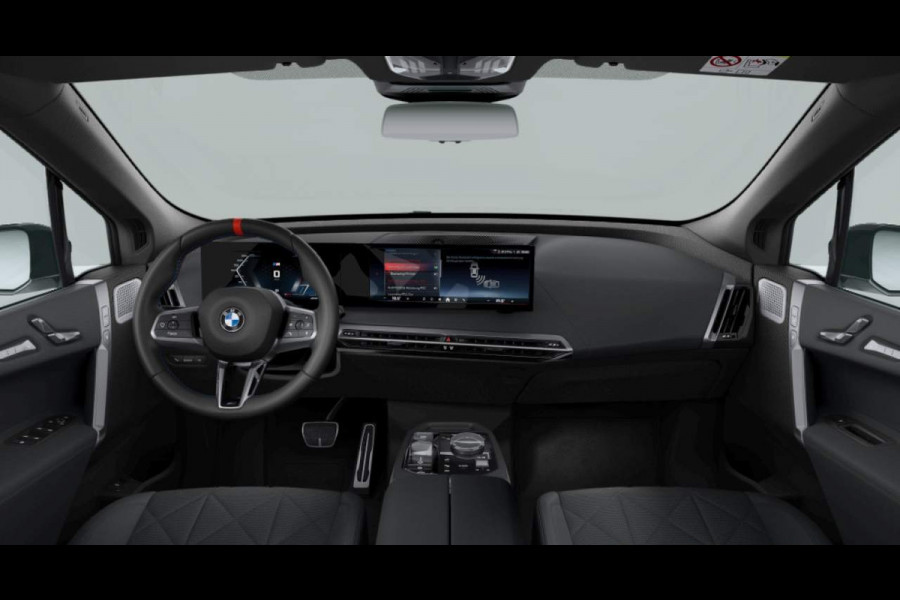 BMW iX xDrive M70 - Full Option - Pano - B&W - Trekhaak - 112kWh