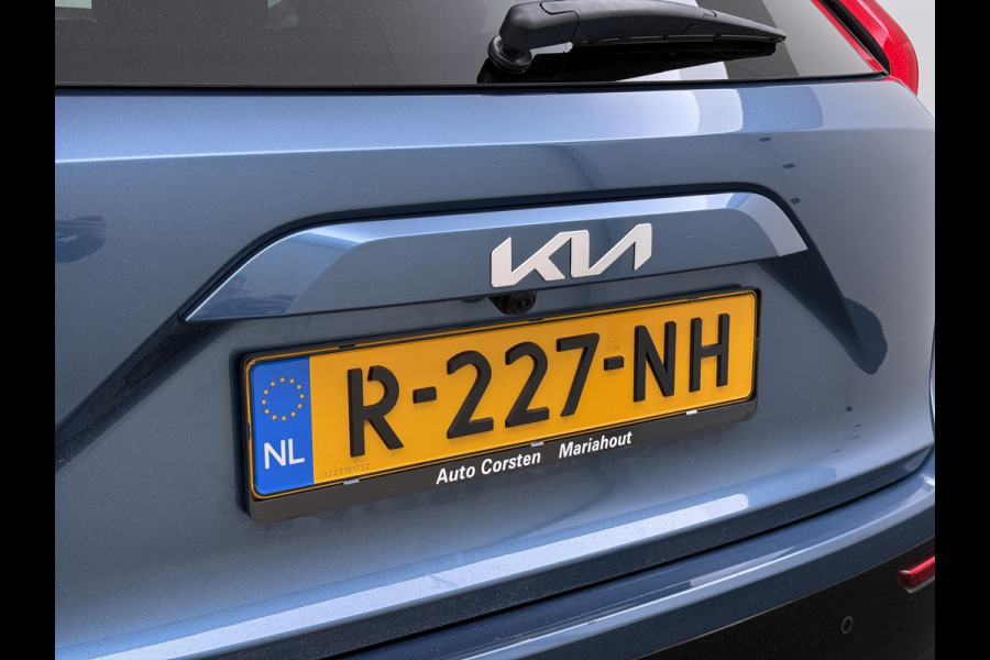 Kia Niro EV ExecutiveLine 64.8 kWh Trekhaak Leder SOH 98.5% Schuif-/kanteldak Adap.Cruise Camera Head-Up Display Apple Carplay Android Auto  Elek.Stoelen-Verwarmd/gekoeld+Memory Elek.Achterklep Stuurverwarming Lane Assist DAB 1e Eigenaar Origineel Nederlandse Auto Fabrieksgarantie tot 25-10-2029/150.000km € 50.000 nieuw!