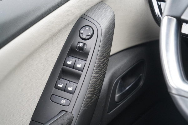 Citroën Grand C4 Spacetourer 1.2 PureTech Business / 7 Pers. / Automaat / Camera / Navi / NL-Auto / Trekhaak
