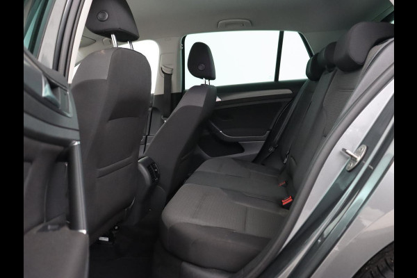 Volkswagen e-Golf E-dition | Stoelverwarming | Carplay | Full LED | Navigatie | Parkeerhulp | Climate control | Bluetooth