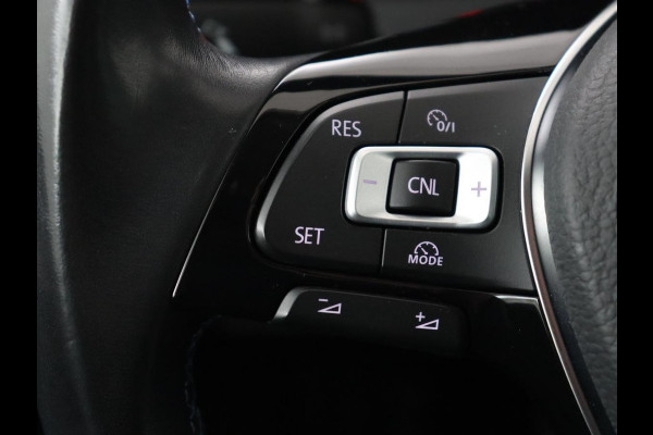 Volkswagen e-Golf E-dition | Stoelverwarming | Carplay | Full LED | Navigatie | Parkeerhulp | Climate control | Bluetooth