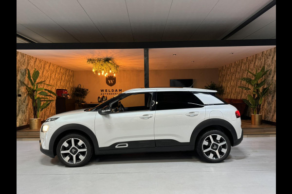 Citroën C4 Cactus 1.2 PureTech Shine Garantie NAP Trekhaak Pano StoelVW Carplay Camera Cruise Clima Navi PDC Led Rijklaar