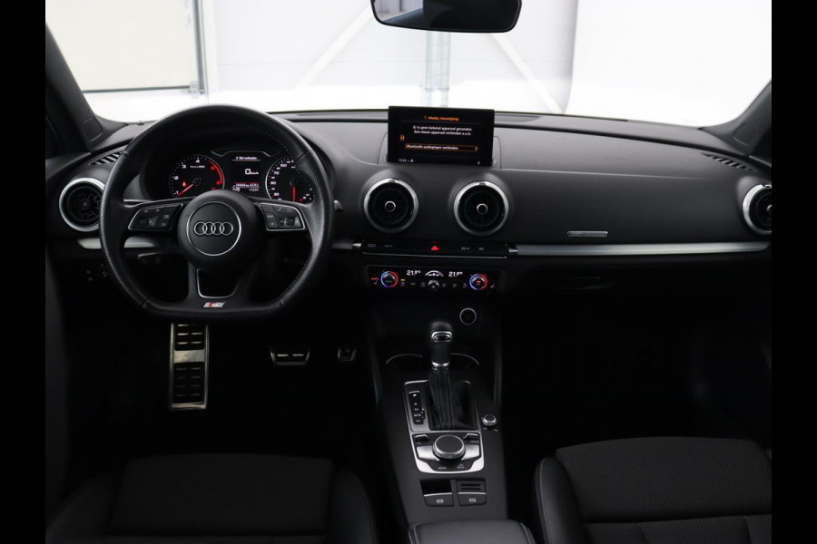 Audi A3 1.6 TDI Sport S Line Edition | Panoramadak | Stoelverwarming | Full LED | Navigatie | Parkeerhulp | Half leder | Sportstoelen | Climate control | Cruise control | S Line