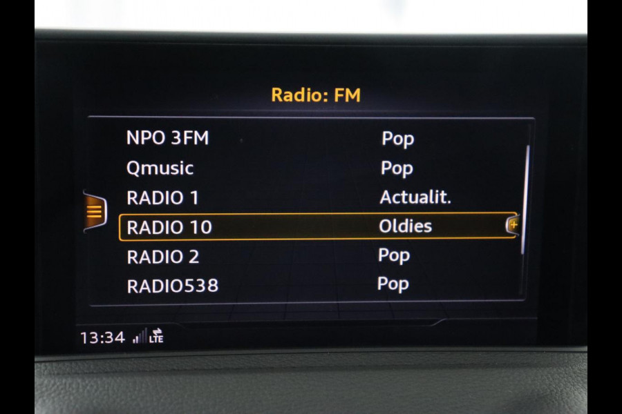 Audi A3 1.6 TDI Sport S Line Edition | Panoramadak | Stoelverwarming | Full LED | Navigatie | Parkeerhulp | Half leder | Sportstoelen | Climate control | Cruise control | S Line