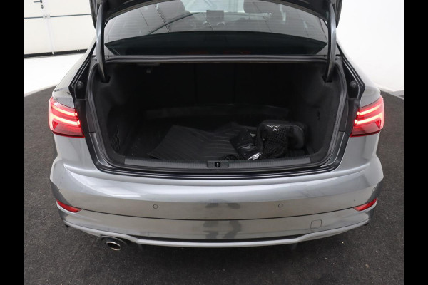 Audi A3 1.6 TDI Sport S Line Edition | Panoramadak | Stoelverwarming | Full LED | Navigatie | Parkeerhulp | Half leder | Sportstoelen | Climate control | Cruise control | S Line