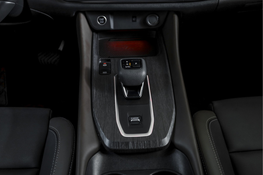 Nissan QASHQAI 1.3 MHEV Xtronic 158 PK Tekna - Automaat | Pano | Dig. Cockpit | Adapt. Cruise | Winterpakket | PDC | 360 Camera | NAV + App. Connect | ECC | DAB | Elek Klep | LM 19" | 1919