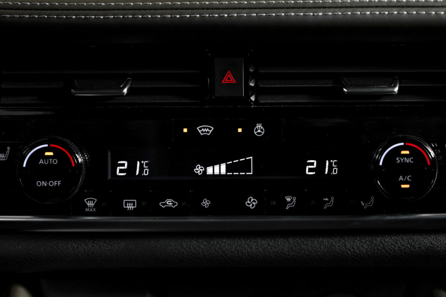 Nissan QASHQAI 1.3 MHEV Xtronic 158 PK Tekna - Automaat | Pano | Dig. Cockpit | Adapt. Cruise | Winterpakket | PDC | 360 Camera | NAV + App. Connect | ECC | DAB | Elek Klep | LM 19" | 1919