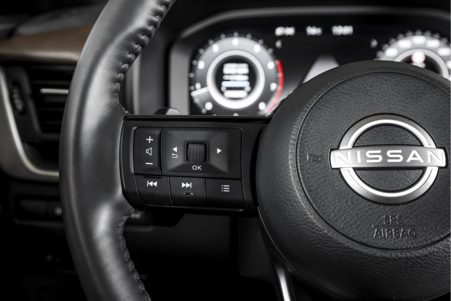 Nissan QASHQAI 1.3 MHEV Xtronic 158 PK Tekna - Automaat | Pano | Dig. Cockpit | Adapt. Cruise | Winterpakket | PDC | 360 Camera | NAV + App. Connect | ECC | DAB | Elek Klep | LM 19" | 1919