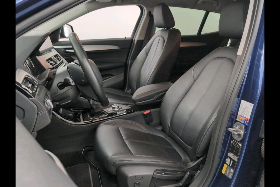 BMW X2 xDrive25e EXECUTIVE EDITION LEDER/NAVI/CAMERA Auto wordt verwacht!