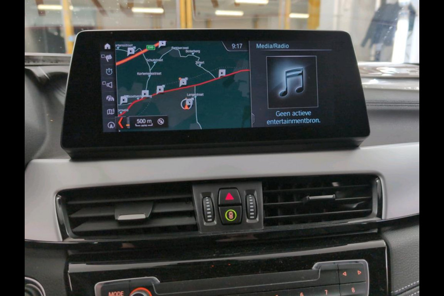 BMW X2 xDrive25e EXECUTIVE EDITION LEDER/NAVI/CAMERA Auto wordt verwacht!