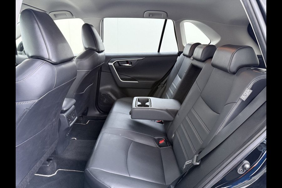Toyota RAV4 2.5I 218PK Hybrid AUT. Leer Apple Carplay Android Auto Navi Dual Ecc JBL®-Audio Adap.Cruise Camera Business Plus Keyless Elek.Achterklep Stoelverwarming Elek.Stoel Lane Assist Wifi Led Lmv 18" Regensensor DAB 1e Eigenaar Origineel Nederlandse Auto