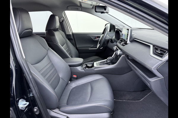 Toyota RAV4 2.5I 218PK Hybrid AUT. Leer Apple Carplay Android Auto Navi Dual Ecc JBL®-Audio Adap.Cruise Camera Business Plus Keyless Elek.Achterklep Stoelverwarming Elek.Stoel Lane Assist Wifi Led Lmv 18" Regensensor DAB 1e Eigenaar Origineel Nederlandse Auto
