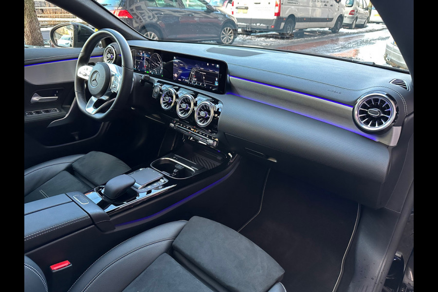 Mercedes-Benz CLA-Klasse Shooting Brake 250 e AMG Sfeer 360 Pano