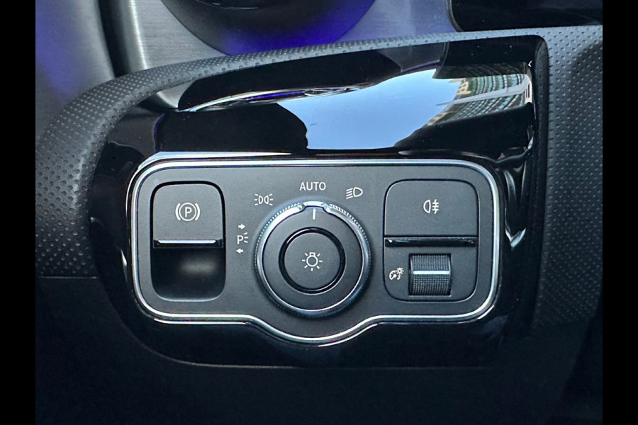 Mercedes-Benz CLA-Klasse Shooting Brake 250 e AMG Sfeer 360 Pano