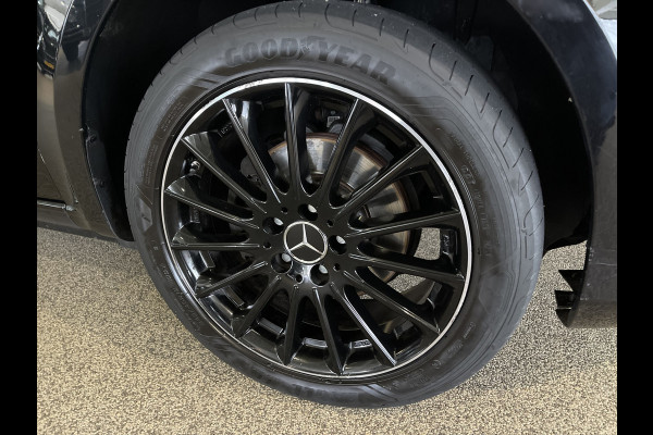 Mercedes-Benz Vito 114 CDI Extra Lang L3H1 DC Comfort 5 persoons / automaat / leer / navi / airco / cruise / vaste prijs rijklaar € 32.950 ex btw / lease vanaf € 538 / trekhaak / zwart metallic