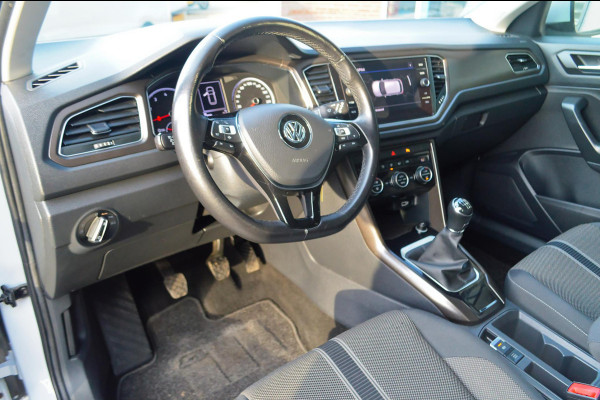 Volkswagen T-Roc 1.0 TSI Style ADAPTIVE CRUISE|PDC|LMV