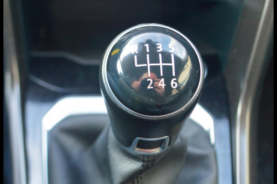 Volkswagen T-Roc 1.0 TSI Style ADAPTIVE CRUISE|PDC|LMV