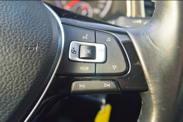 Volkswagen T-Roc 1.0 TSI Style ADAPTIVE CRUISE|PDC|LMV