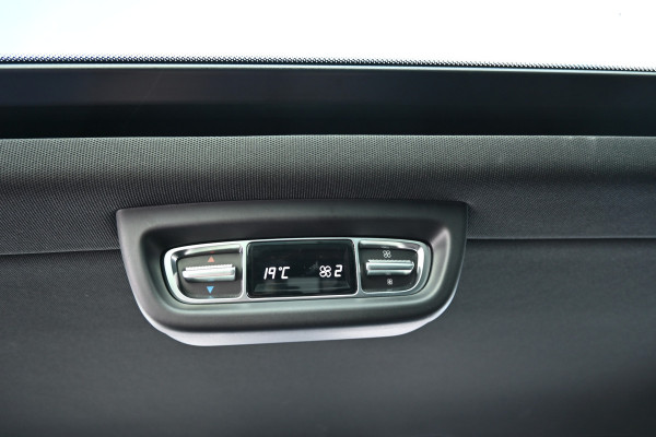 Mercedes-Benz V-Klasse 300d 4-MATIC AMG Lang Avantgarde Incl BPM en BTW