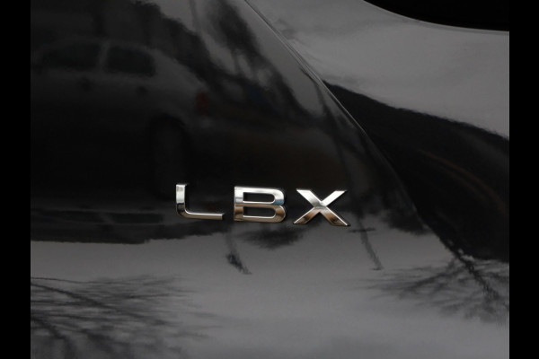 Lexus LBX Elegant 2WD | Tech Pack | Elektrische Achterklep | Leder