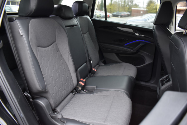 Volkswagen Tayron 1.5 eTSI 150PK DSG LIFE 7-PERSOONS/TREKHAAK/360CAMERA Auto wordt verwacht!