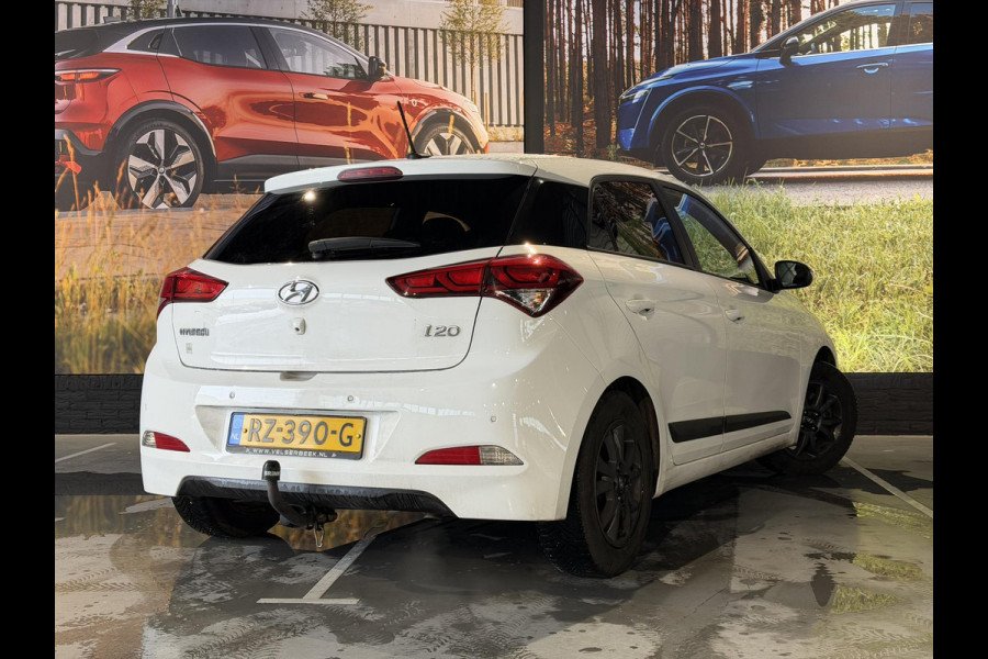 Hyundai i20 1.0 T-GDI Black Edition Navi,Camera,Airco,Cruise,PDC,Trekhaak,LM Velgen,N.A.P,101pk,Nieuwe APK bij Aflevering