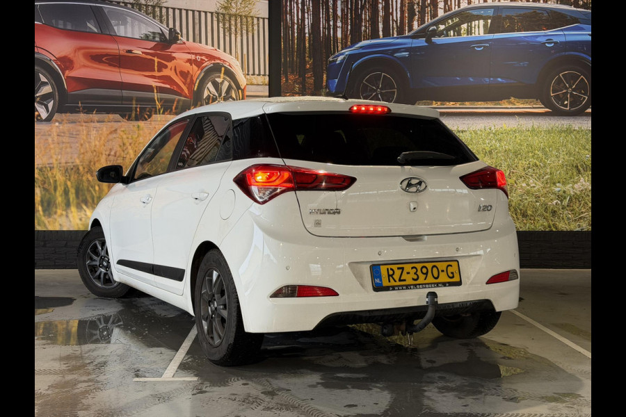 Hyundai i20 1.0 T-GDI Black Edition Navi,Camera,Airco,Cruise,PDC,Trekhaak,LM Velgen,N.A.P,101pk,Nieuwe APK bij Aflevering