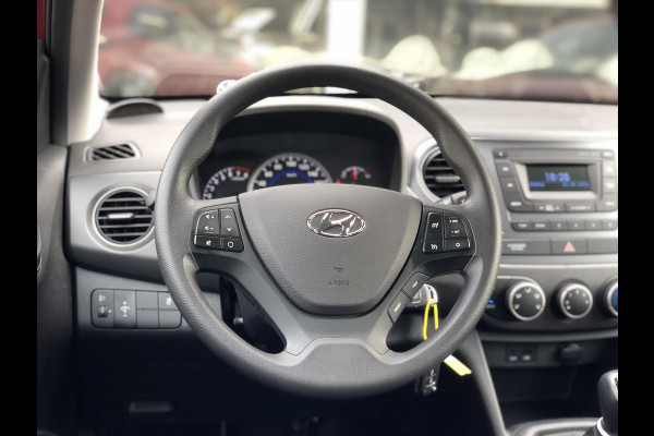 Hyundai i10 1.0i Comfort | Trekhaak, Airconditioning, Parkeersensoren, Cruise control, Stuurbediening