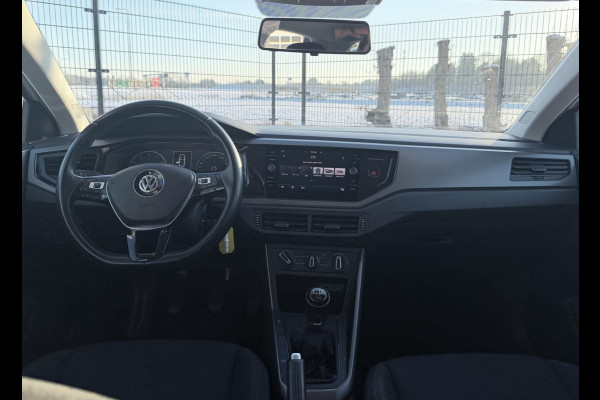 Volkswagen Polo 1.0 TSI Comfortline Business NAVI | CarPlay | Dealer onderhouden