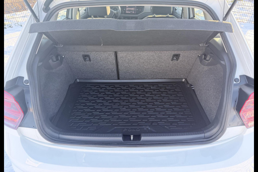Volkswagen Polo 1.0 TSI Comfortline Business NAVI | CarPlay | Dealer onderhouden