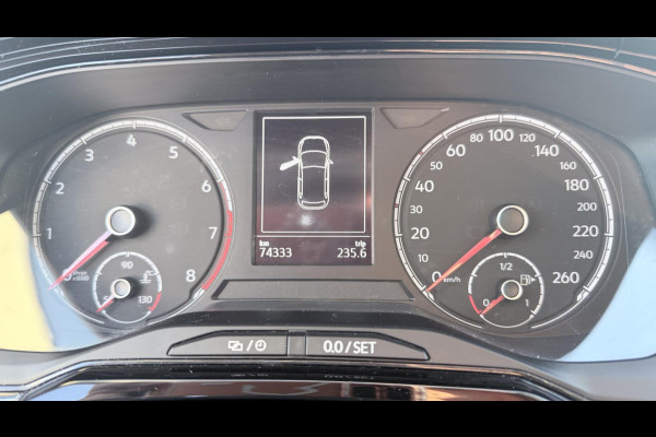 Volkswagen Polo 1.0 TSI Comfortline Business NAVI | CarPlay | Dealer onderhouden