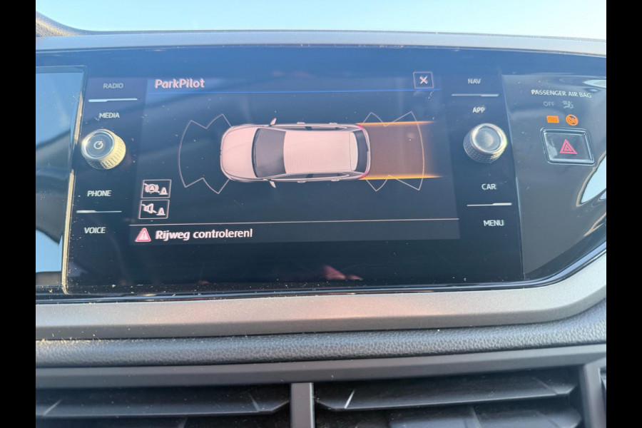 Volkswagen Polo 1.0 TSI Comfortline Business NAVI | CarPlay | Dealer onderhouden