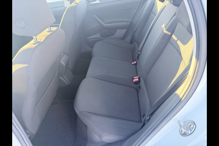 Volkswagen Polo 1.0 TSI Comfortline Business NAVI | CarPlay | Dealer onderhouden