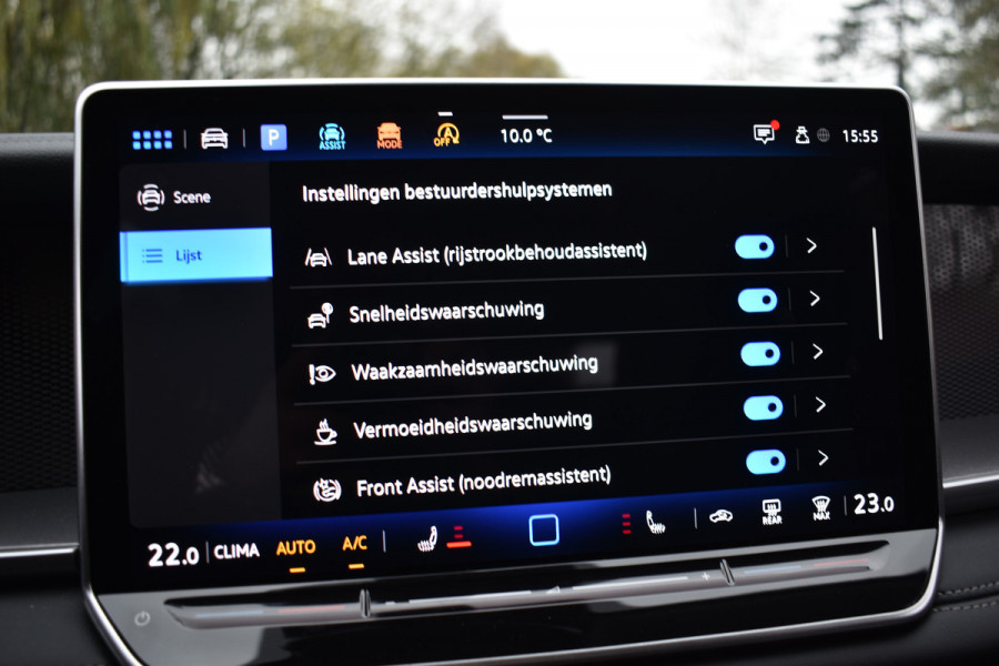 Volkswagen Tayron 1.5 eTSI 150PK DSG LIFE 7-PERSOONS/TREKHAAK/360CAMERA Auto wordt verwacht!
