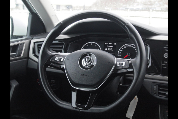 Volkswagen Polo 1.0 TSI Comfortline Business | Apple Carplay | Adaptive Cruise Control | Parkeersensoren | DAB | NL-Auto |
