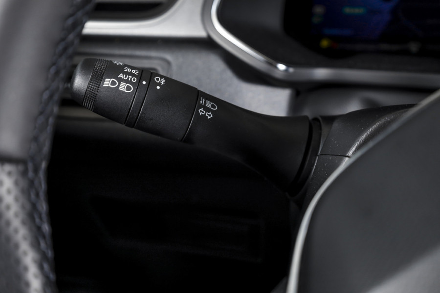 Renault Symbioz 1.6 E-Tech full hybrid 145 techno | Dig. Cockpit | Adapt. Cruise | Stoel-+Stuurverw. | PDC | Camera | NAV + App. Connect | ECC | DAB | LM 18" | 2440