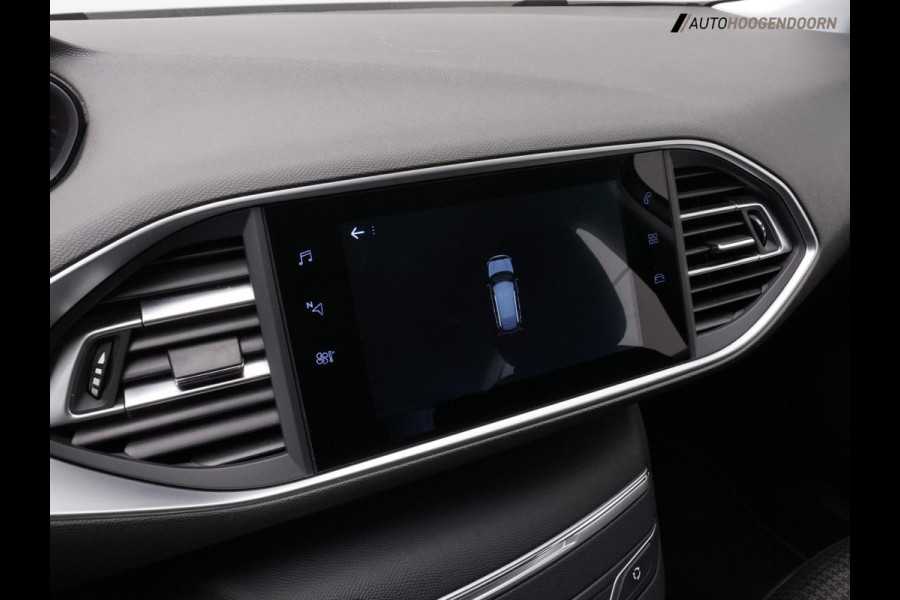 Peugeot 308 SW 1.2 PureTech Blue Lease Active (APPLE CARPLAY,LED,PARKEERSENSOREN,TREKHAAK,CLIMATE,CRUISE,LM-VELGEN,NIEUWE APK)