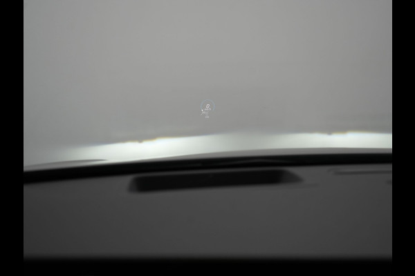 Mercedes-Benz A-Klasse 250 e Business Solution AMG Limited Plug In Hybrid 218pk PHEV | Adaptive Cruise | Head Up | Multi Beam LED | Alcantara Sportstoelen Verwarmd | Night Pakket | Sfeerverlichting | MBUX | Apple Carplay | Widescreen Navi | 19"L.M | Mountaingrau Magno |