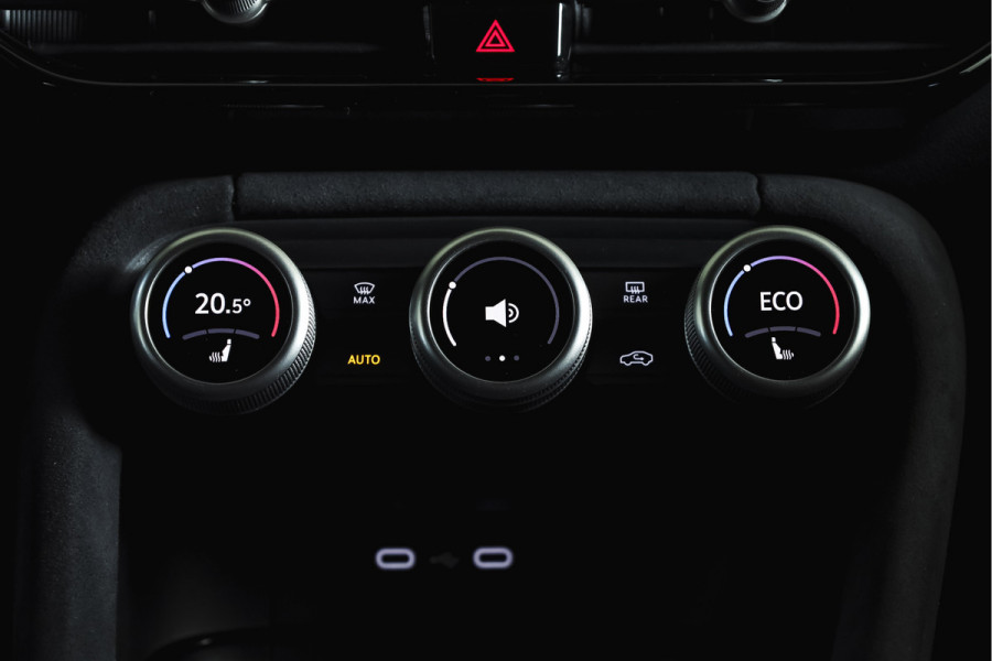 Škoda Kodiaq 1.5 TSI 204 PK PHEV Sportline Business | S/K-Panodak | DCC+ | Elek. Trekhaak | Dig. Cockpit | Adapt Cruise | Memory | Winterpakket | Camera | NAV + App. Connect | ECC | DAB | Elek. Klep | LM 20" | 0767