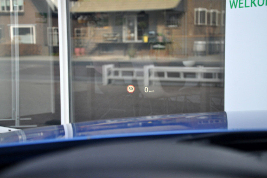 BMW 3 Serie Touring 320i M Sport Edition | Panoramadak | HUD | Trekhaak